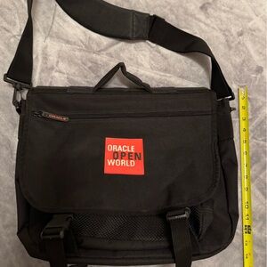 Oracle OpenWorld Tech Conference Messenger Bag – Rare Vintage